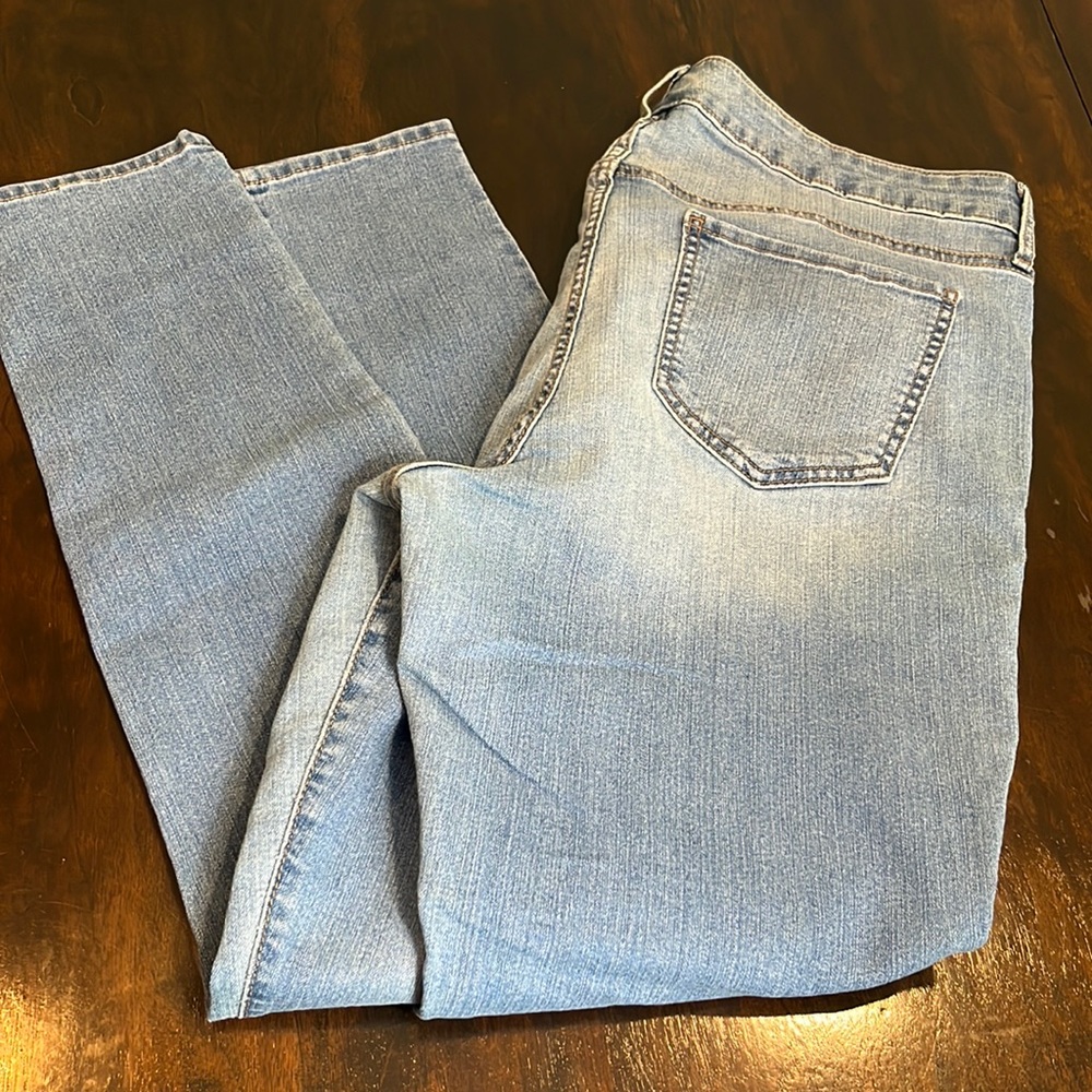 Old Navy Size 14 light wash skinny jeans